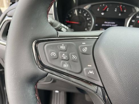 Used 2023 Chevrolet Equinox RS w/ RS Leather Package FWD image 31
