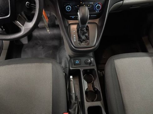 Used 2022 Ford Transit Connect XL FWD image 18