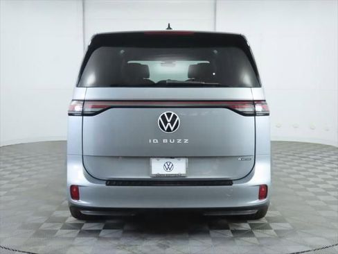 New 2025 Volkswagen ID. Buzz Pro S Plus image 6