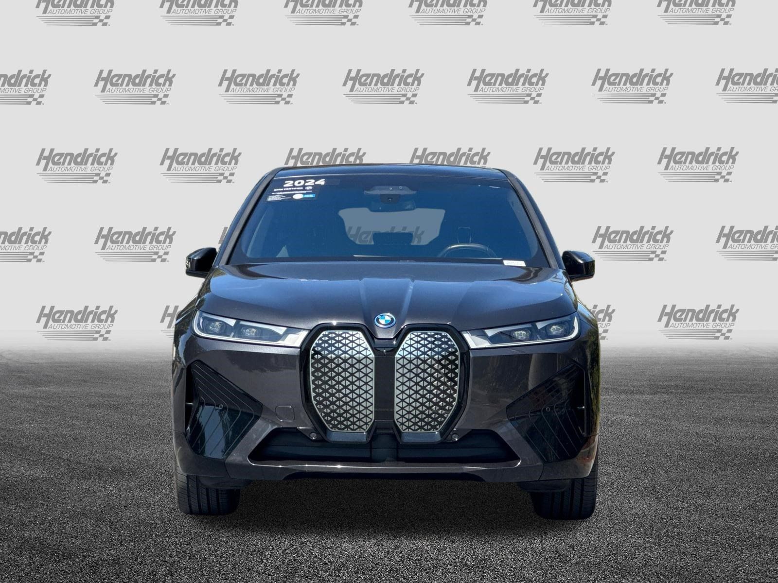 Certified 2024 BMW iX xDrive50 w/ Premium Package AWD/4WD image 10
