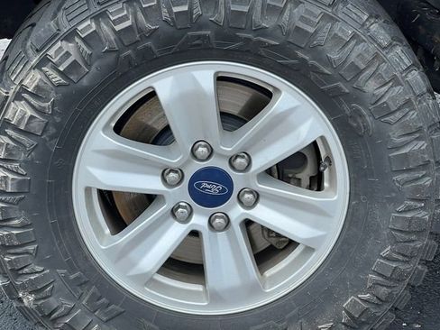 Used 2018 Ford F150 XLT AWD/4WD image 6