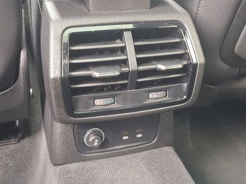 Certified 2025 Audi Q3 2.0T Premium Plus w/ Premium Plus Package image 11