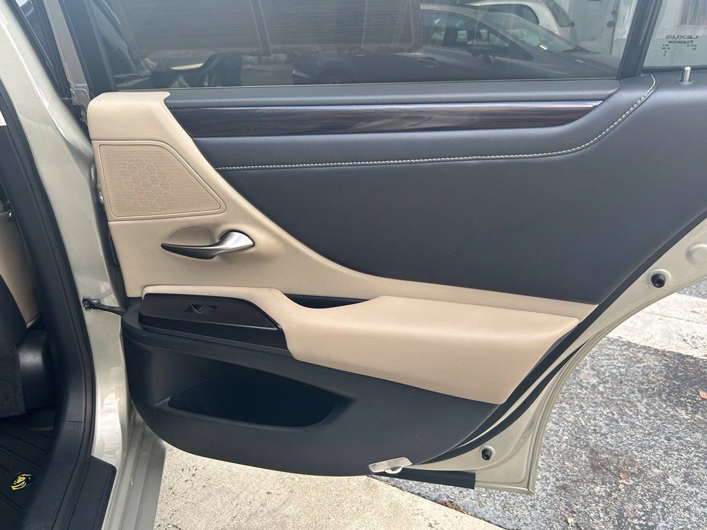 Used 2020 Lexus ES 350 w/ Premium Package FWD image 31