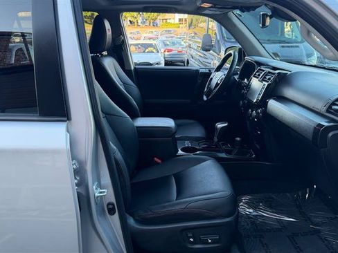 Used 2020 Toyota 4Runner TRD Off-Road Premium w/ Moonroof Package AWD/4WD image 6