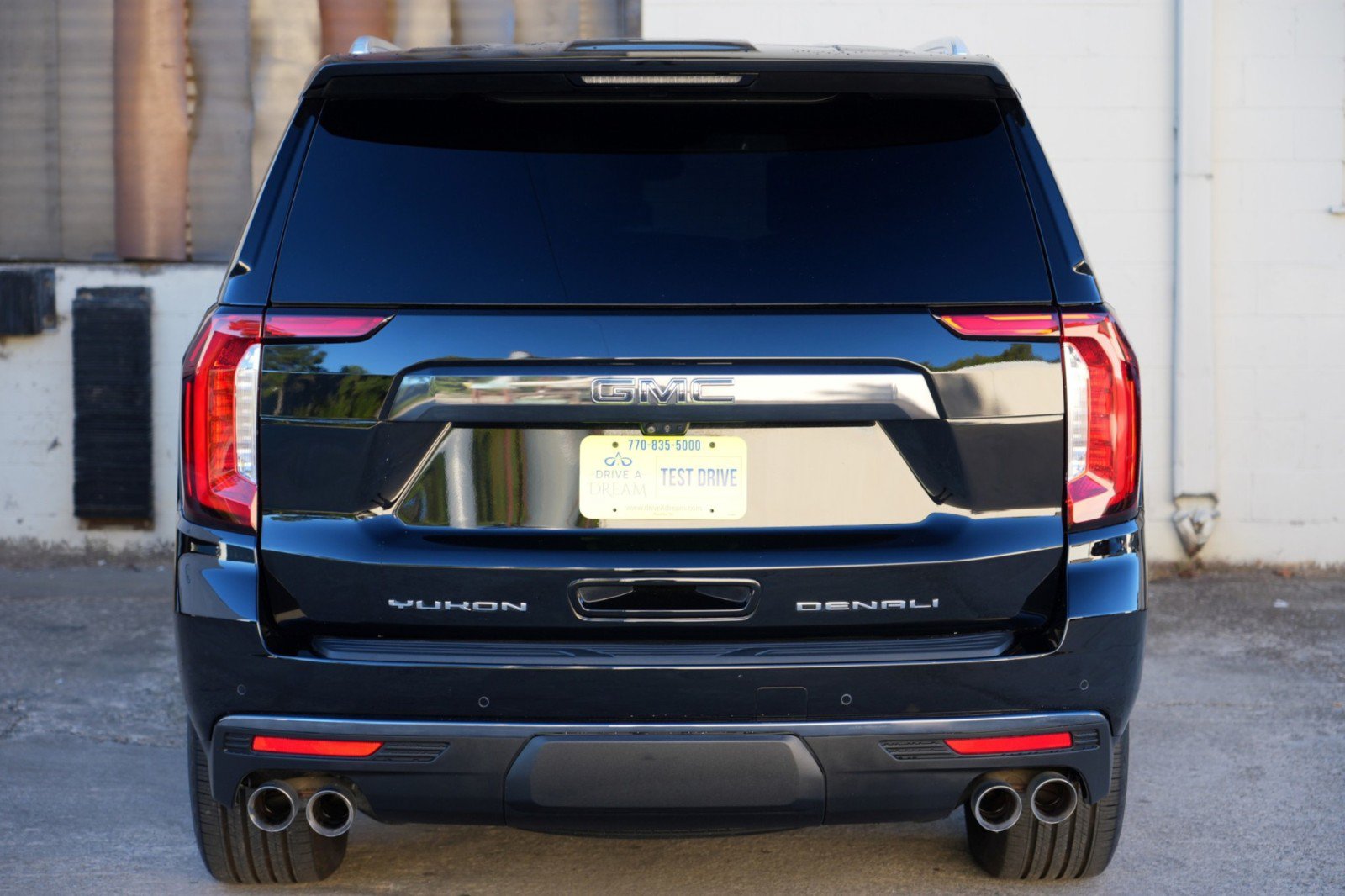 Used 2023 GMC Yukon Denali Ultimate AWD/4WD image 57
