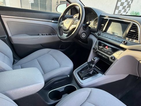 Used 2018 Hyundai Elantra SEL FWD image 10