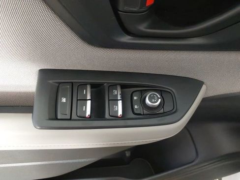 Certified 2025 Subaru Forester Premium AWD/4WD image 18