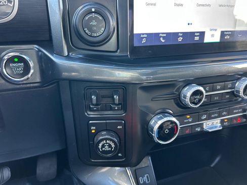 Certified 2022 Ford F150 XLT w/ Equipment Group 302A High image 31