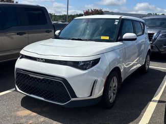 Used 2024 Kia Soul LX FWD video 1