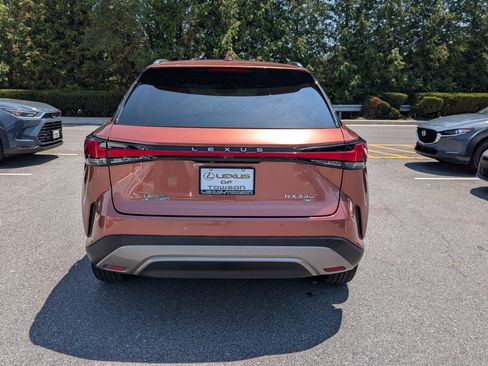 Certified 2025 Lexus RX 350 Premium AWD/4WD image 4