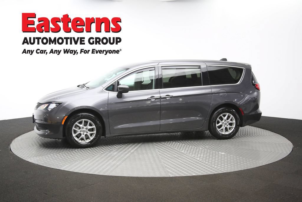 Used 2022 Chrysler Voyager LX FWD image 59