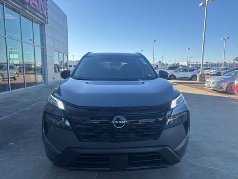 New 2026 Nissan Rogue SV image 5