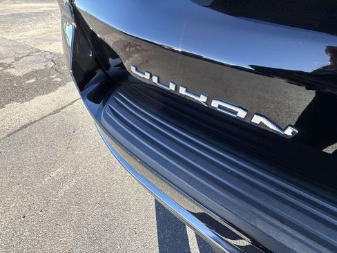 Certified 2023 GMC Yukon XL AT4 image 39