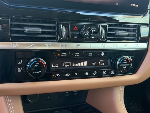 New 2026 Nissan Pathfinder Platinum w/ Accent Package AWD/4WD image 23