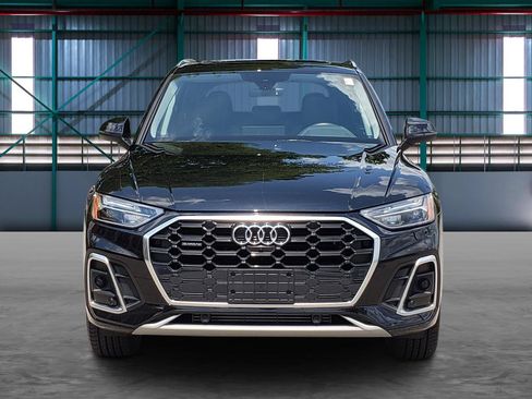 Used 2023 Audi Q5 2.0T Premium Plus w/ Premium Plus Package AWD/4WD image 7