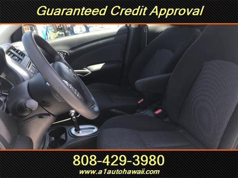Used 2016 Nissan Versa SV FWD image 5