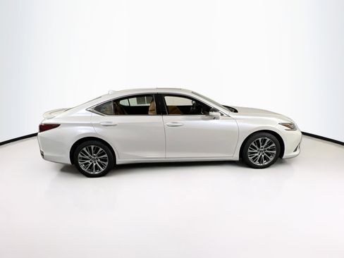 Used 2021 Lexus ES 250 w/ Premium Package image 4