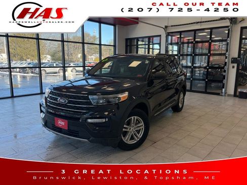 Used 2022 Ford Explorer XLT w/ Equipment Group 202A image 1