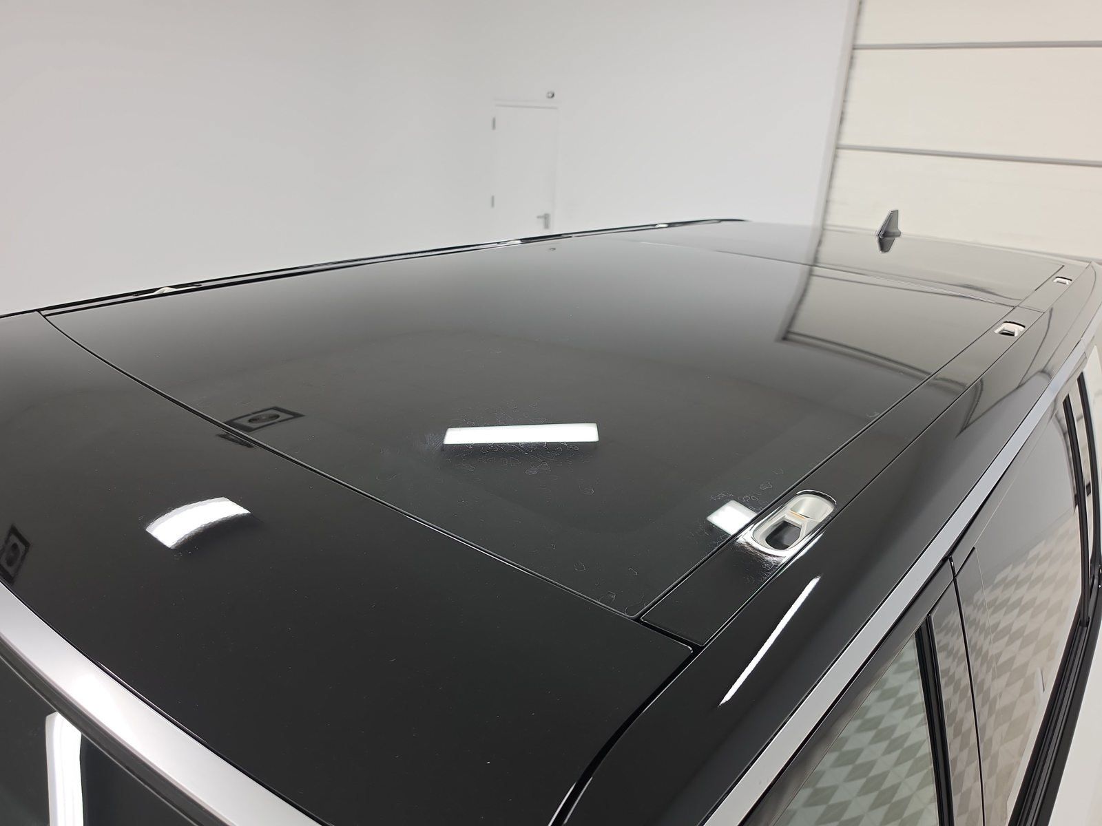 Used 2024 Rivian R1S Adventure Quad AWD/4WD image 13