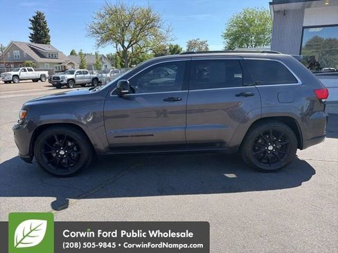 Used 2015 Jeep Grand Cherokee Summit AWD/4WD image 8