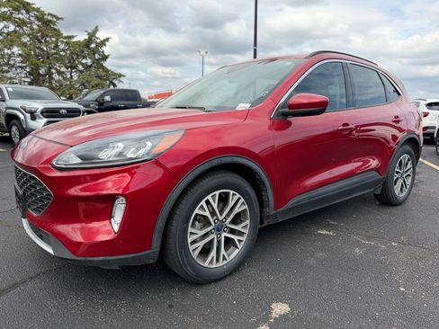 Used 2022 Ford Escape SEL FWD image 3