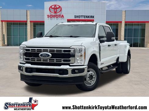 Used 2024 Ford F350 XLT w/ FX4 Off-Road Package AWD/4WD image 1