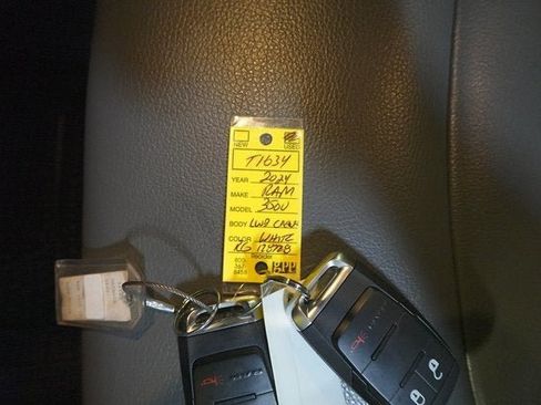 Used 2024 RAM 3500 Tradesman w/ Snow Chief Group image 30