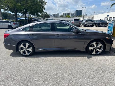 Used 2018 Honda Accord Touring image 5