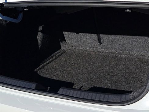 Used 2022 Volkswagen Jetta SE image 12