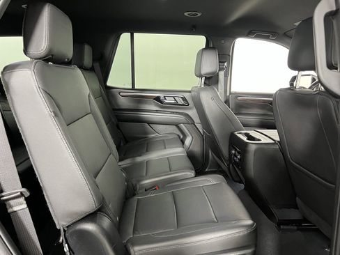 Used 2025 Chevrolet Tahoe Z71 image 30