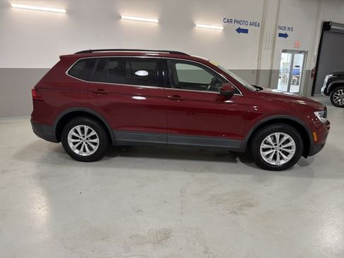 Used 2019 Volkswagen Tiguan SE w/ Panoramic Sunroof Package AWD/4WD image 10