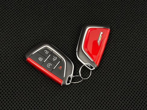 Used 2025 Cadillac CT5 V image 10