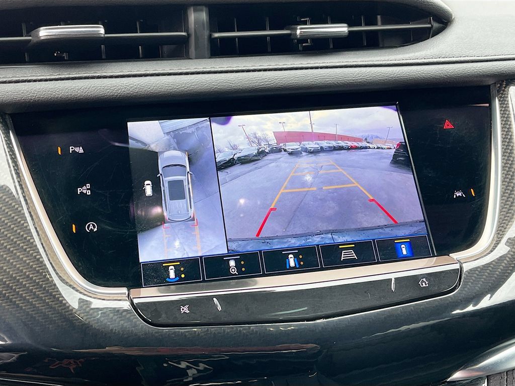 Used 2024 Cadillac XT6 Sport w/ LPO, ONYX Package AWD/4WD image 14