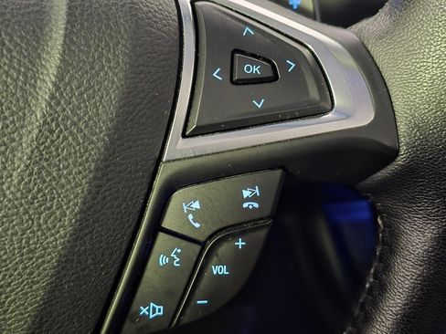 Used 2019 Ford Edge Titanium w/ Equipment Group 301A image 23