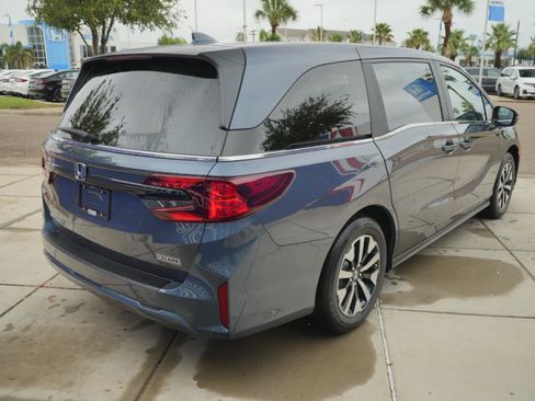 New 2026 Honda Odyssey EX-L image 5