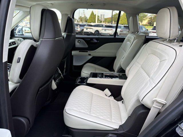 Used 2021 Lincoln Aviator Black Label Grand Touring w/ Class IV Trailer Tow Package AWD/4WD image 16