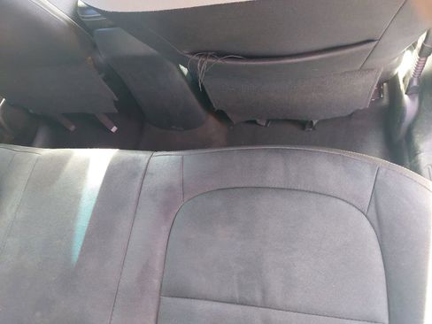 Used 2015 Kia Soul + FWD image 12