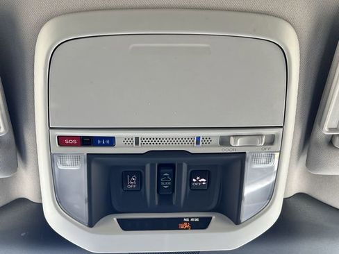 Certified 2024 Subaru Forester Premium AWD/4WD image 32