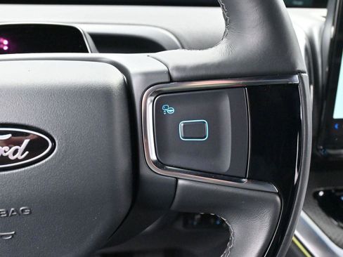 Used 2025 Ford Expedition Platinum w/ Stealth Performance Package image 24