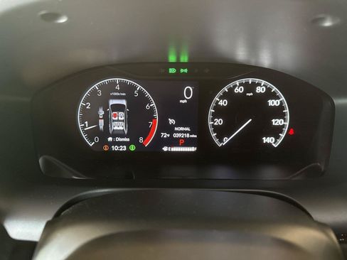Used 2024 Honda HR-V Sport image 10