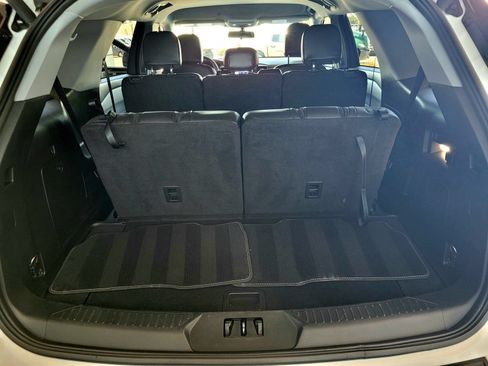 Certified 2023 Ford Explorer XLT w/ Equipment Group 202A RWD image 29