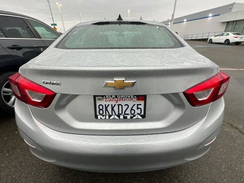 Used 2019 Chevrolet Cruze LS w/ LS Convenience Package image 5