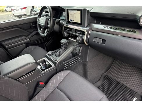 New 2026 Toyota Tacoma SR5 AWD/4WD image 17