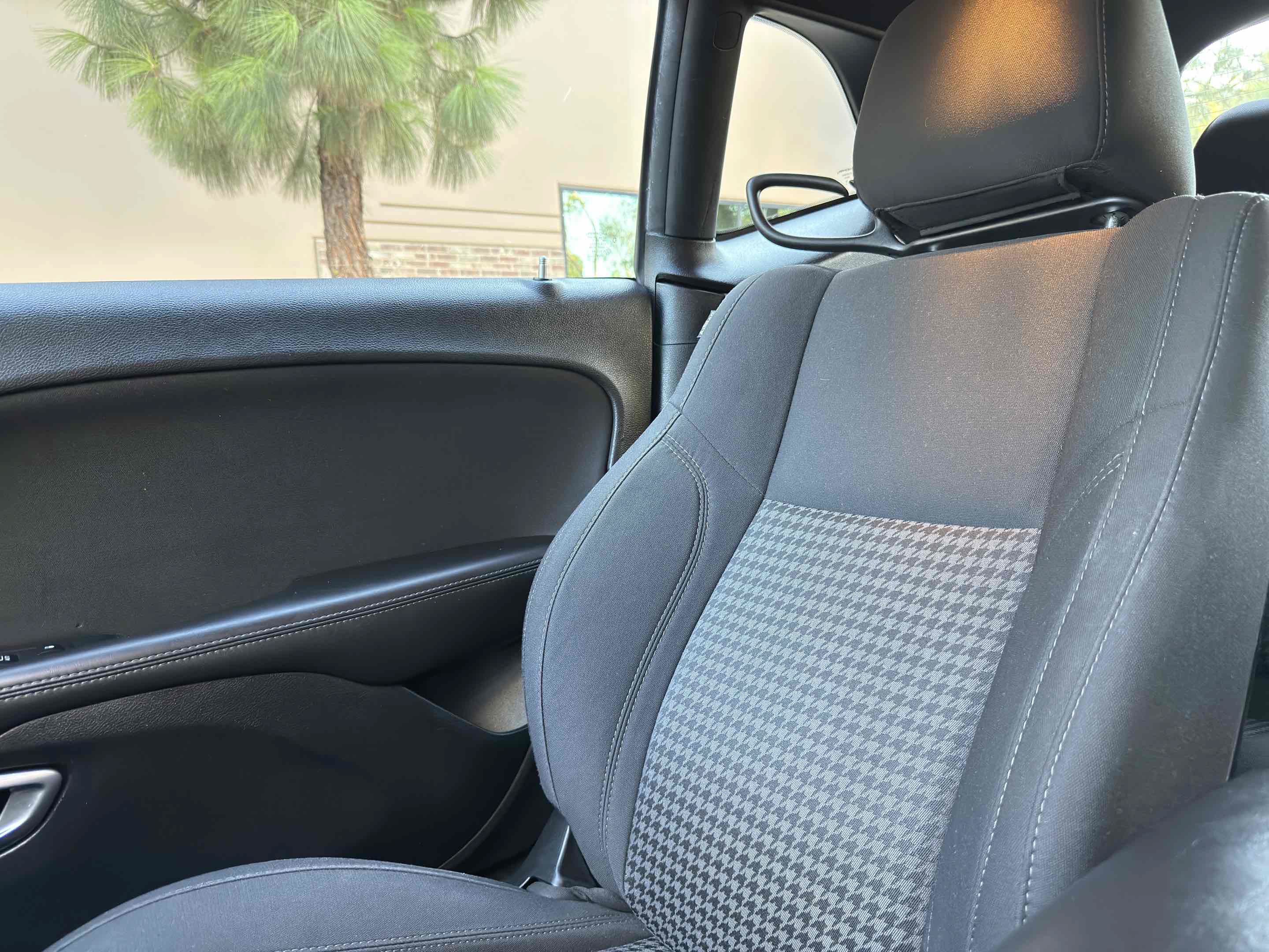 Used 2018 Dodge Challenger R/T RWD image 43