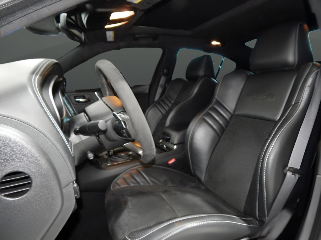 Used 2022 Dodge Charger SRT Hellcat w/ Carbon/Suede Interior Package RWD image 13