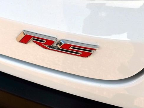 Used 2025 Chevrolet Trax RS FWD image 8