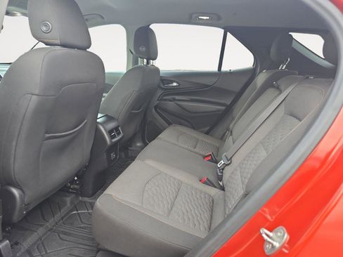 Used 2020 Chevrolet Equinox LT w/ Driver Convenience Package image 17