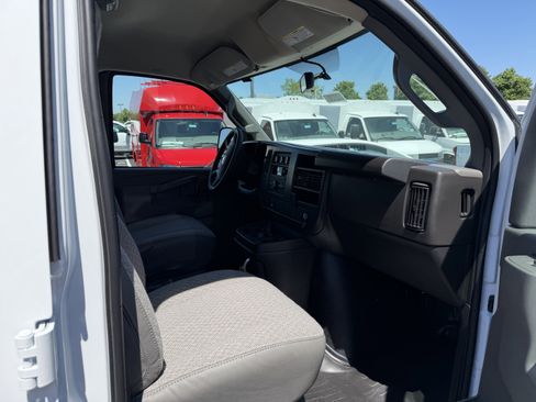 New 2026 Chevrolet Express 2500 w/ Driver Convenience Package RWD image 22