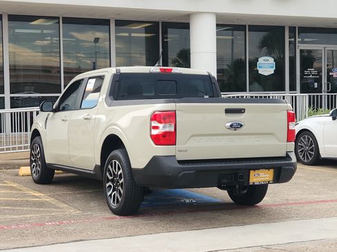 Used 2024 Ford Maverick Lariat FWD image 3