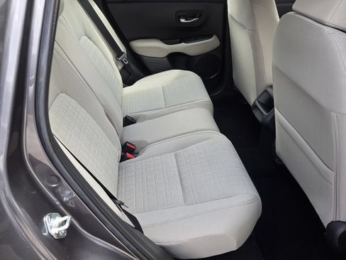 Certified 2025 Honda HR-V LX image 15